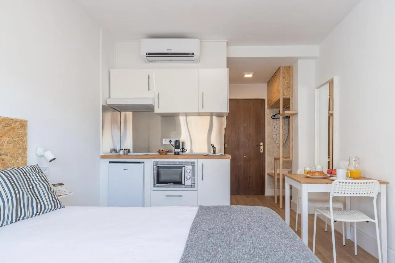 Apartment Fun Building Studios By Homeabout Malaga