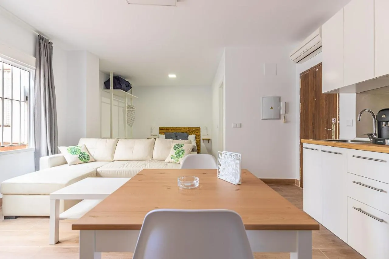 Fun Building Studios By Homeabout Malaga Apartment