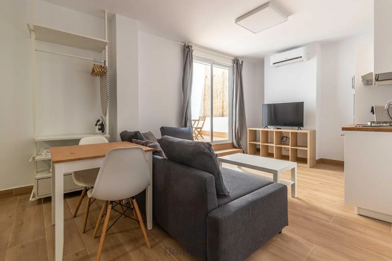 Fun Building Studios By Homeabout Malaga Apartment