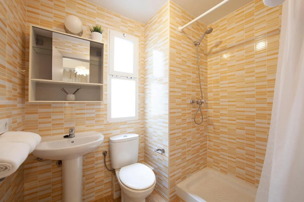 HOMEABOUT LA MERCED Studios Málaga Apartamento