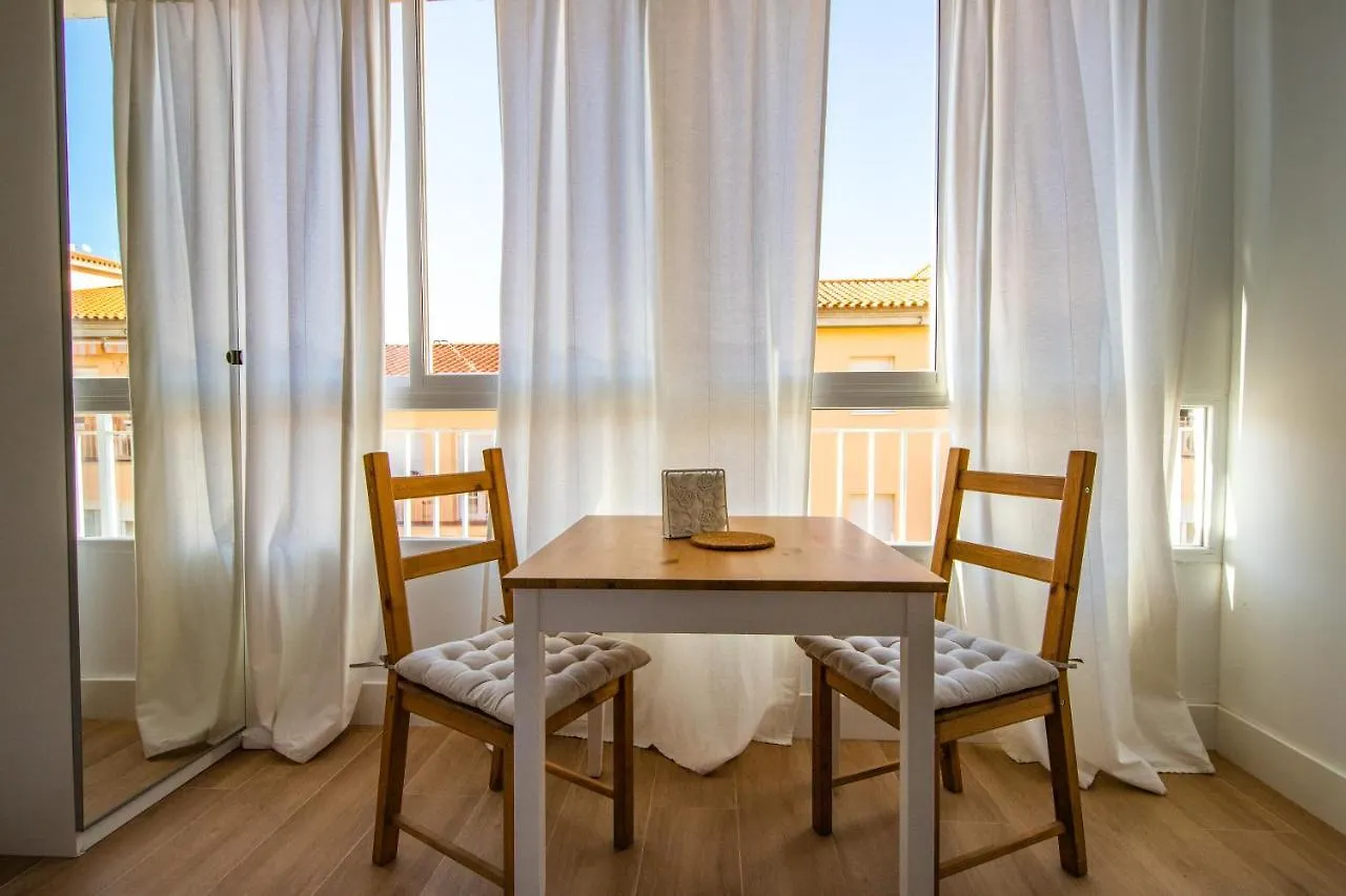 Apartamento HOMEABOUT LA MERCED Studios Málaga